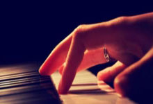 西班牙人队近期有哪些关键动态？阵容、赛事与引援都有新变化？